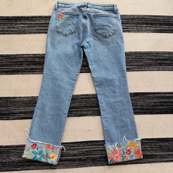 Driftwood Women's Colette Light Blue Jeans with Embroider Tapper - Picture 2 of 14